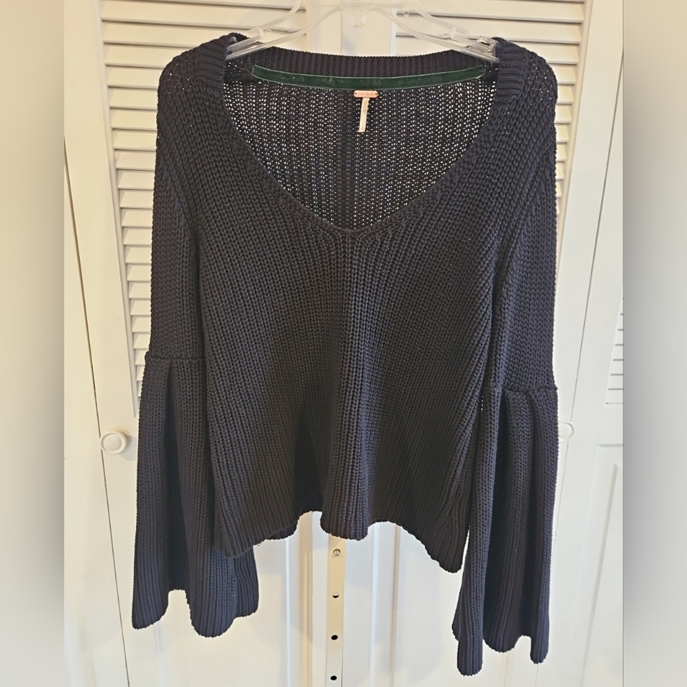 Free People Womens Long Flare Sleeve V Neck Crochet Knit Sweater Black Small